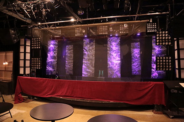 Hologram-front-s(02-17-09-58-06)