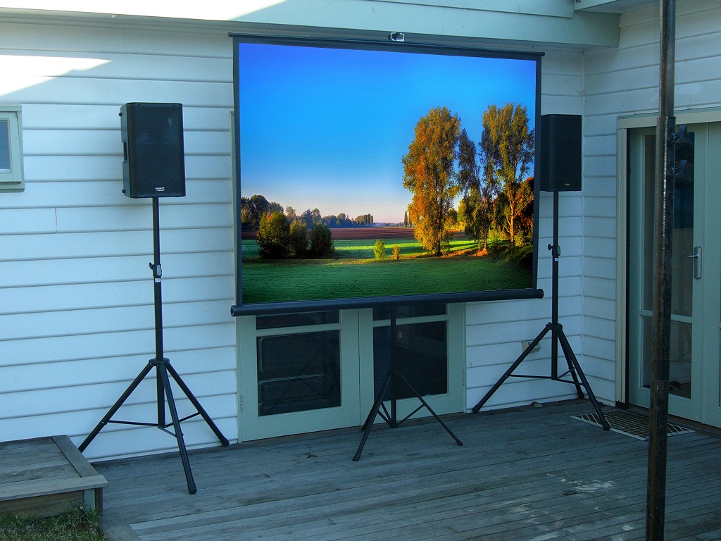Portable Tripod Screen Projection Screen for home cinema