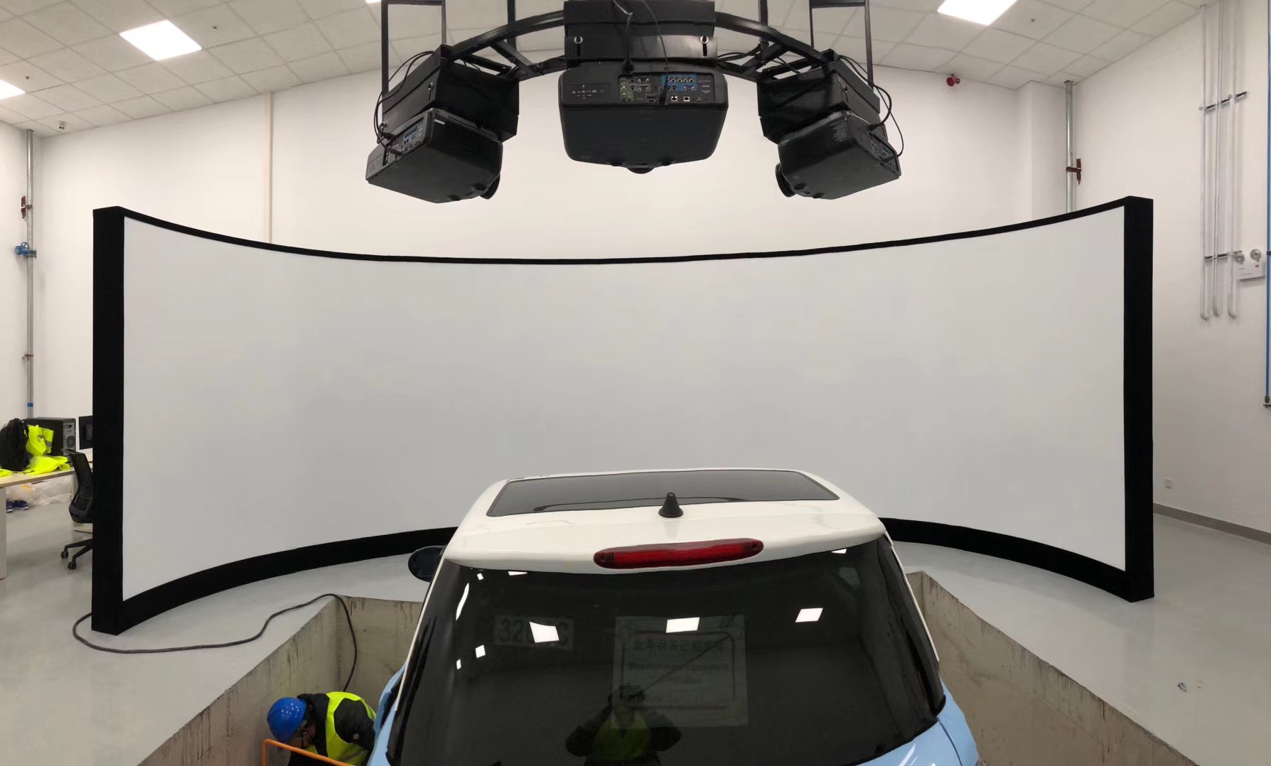 180° Customized Simulator Curved Projection Screen with 150'' 180'' 200'' size (16:9) 